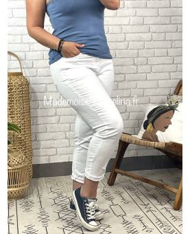 JEAN MOM FIT BLANC TAILLE HAUTE ET COUPE DECONTRACTÉ  made in italy