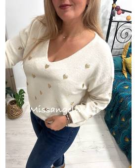 pull blanc avec des petits coeurs en sequins dorés