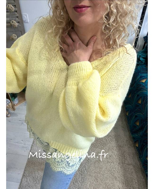 PULL OVERISZE JAUNE AVEC GRANDE BANDE DENTELLE